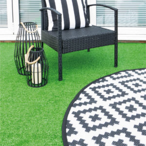 St Helens Home and Garden Dark Green Artificial Grass 1 x 4M- 7mm Pile Height