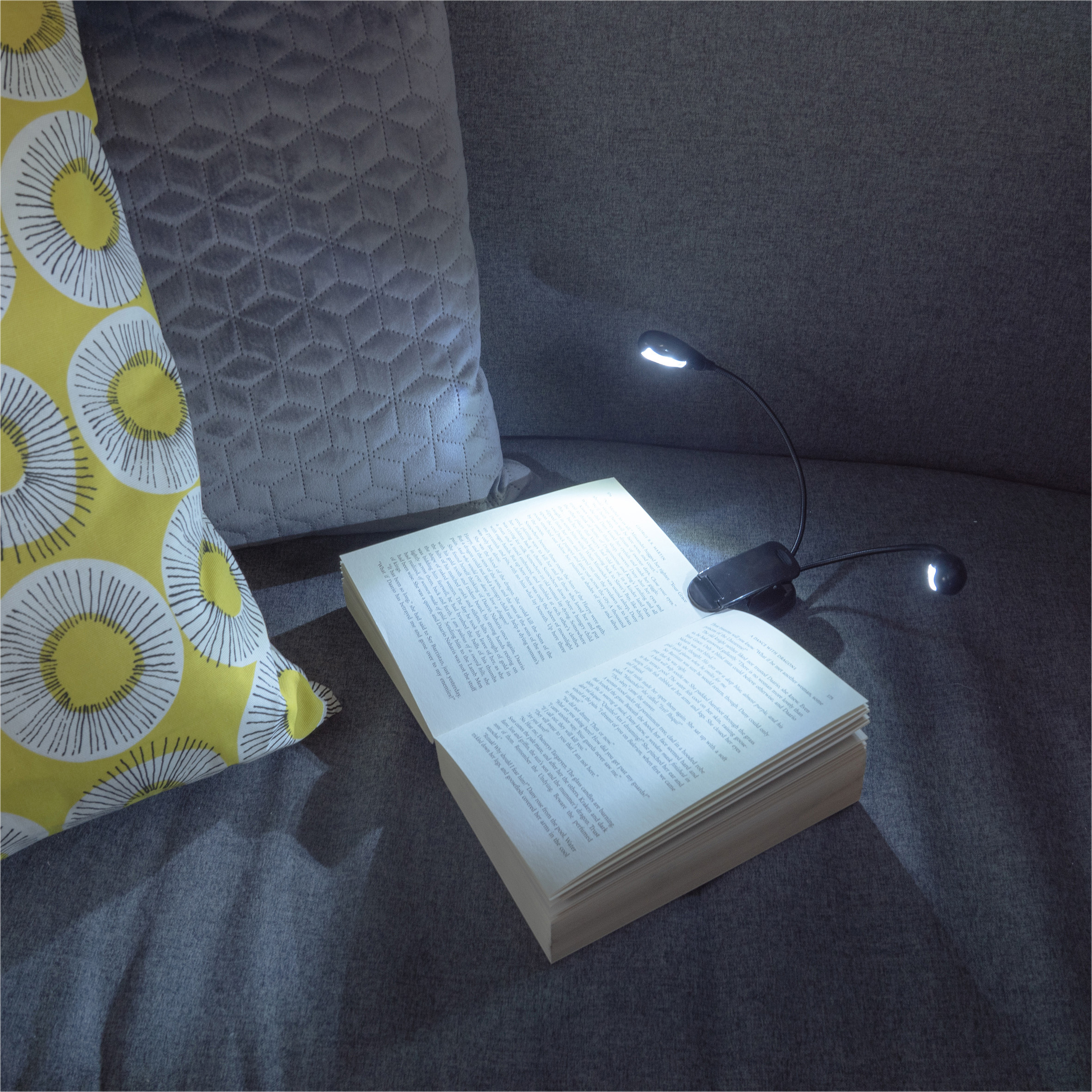 St Helens Home and Garden USB Rechargeable Book Light With Twin LED Flexible Heads and Sturdy Clip
